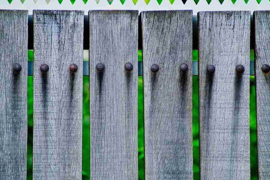 Fence Stain And Paint (1)