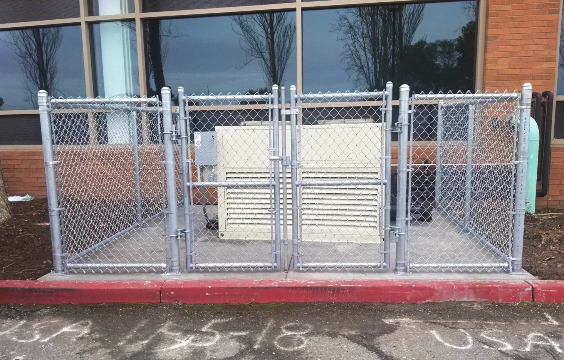 front-view-of-the-chain-link-durability-with-a-gate-in-manteca-ca